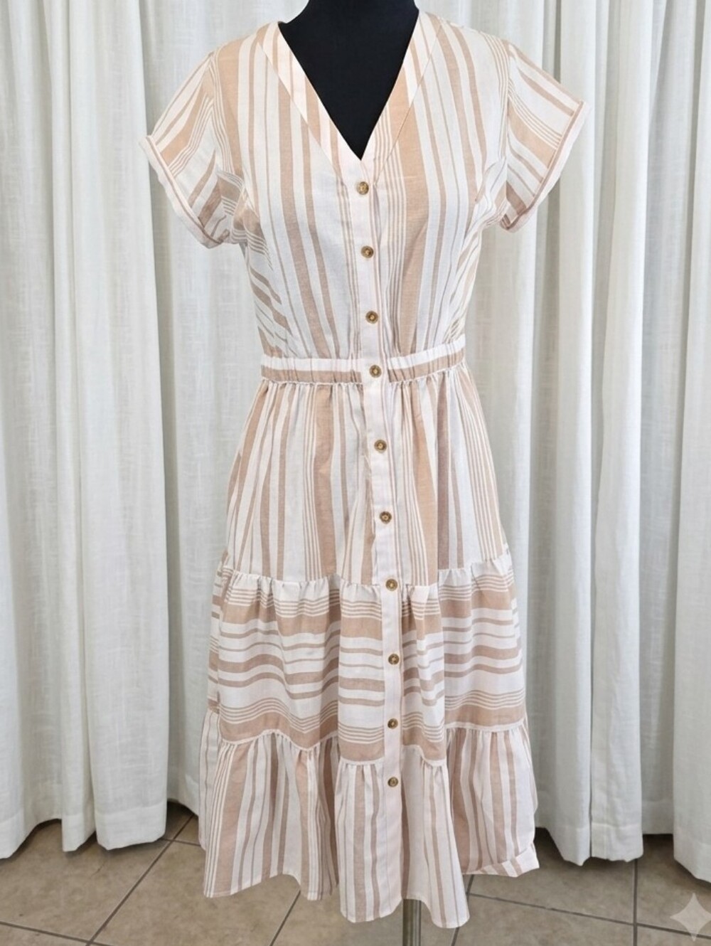 Harlow & Rose Striped Button-Front Tiered Midi Dress .